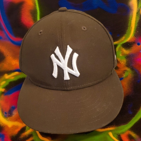 New Era Other - NEW ERA 51FIFTY Cap Brown White NY Baseball Hat Size 7 1/4 Genuin Merchandise